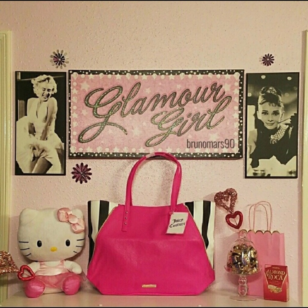 Glamour Girl Canvas Wall Art